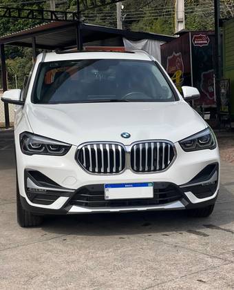 BMW X1 2.0 16V TURBO ACTIVEFLEX SDRIVE20I X-LINE 4P AUTOMÁTICO BMW X1 2.0 16V TURBO ACTIVEFLEX SDRIVE20I X-LINE 4P AUTOMÁTICO